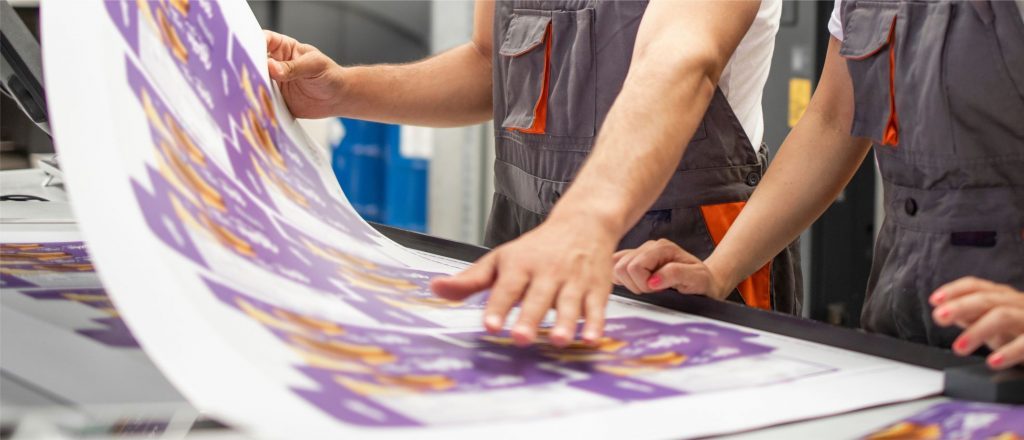 Näytöltä paperille: miksi väri muuttuu ja miten se estetään