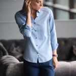 YB55 Jacquard Easy Care – Contemporary Fit (naisille)